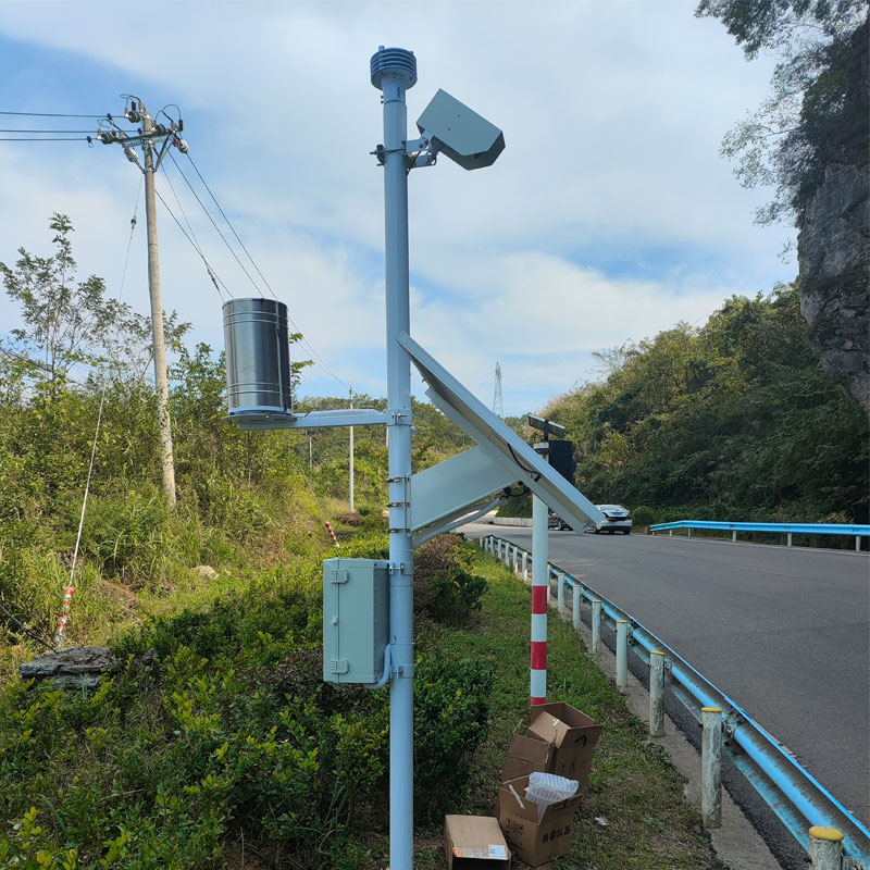 路面狀況監(jiān)測站